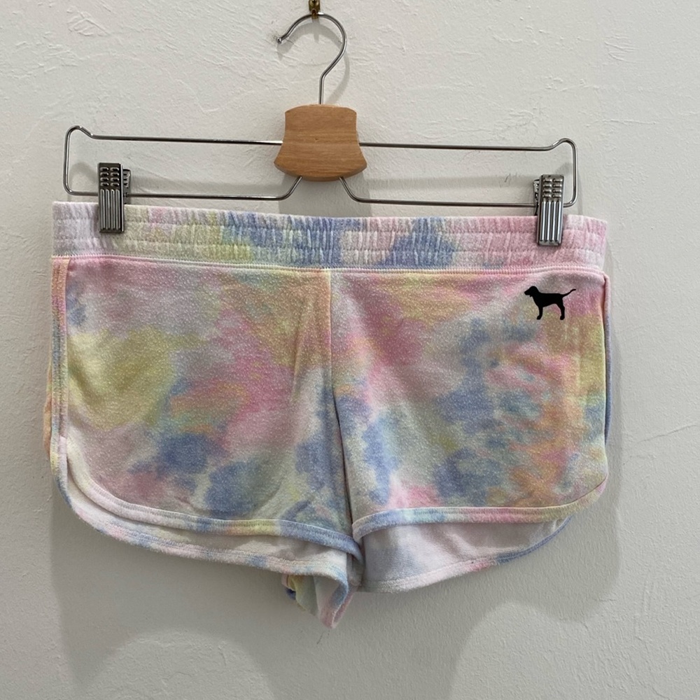 Excellent condition PINK shorts size small